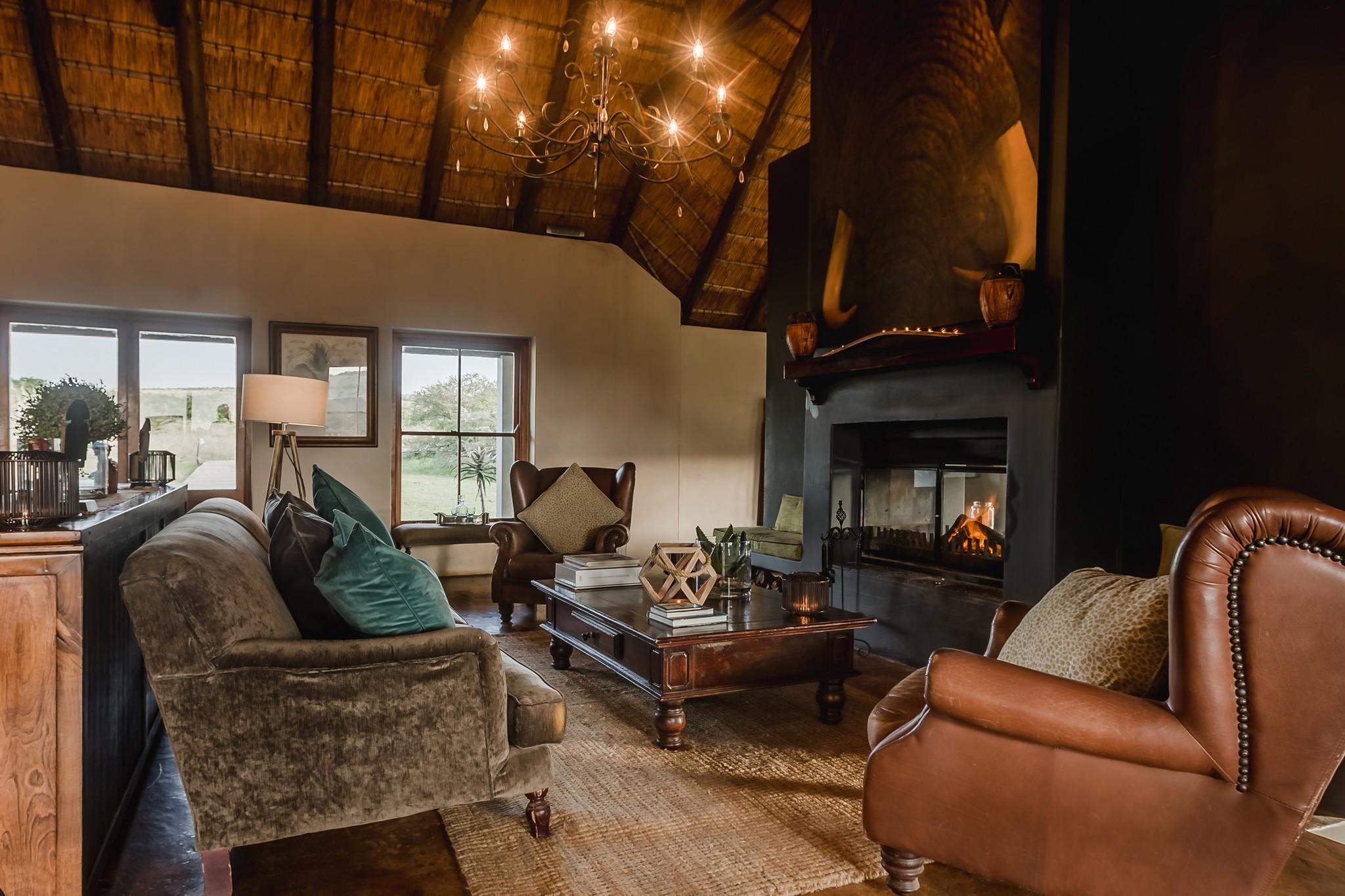 Hlosi Game Lodge - Amakhala Game Reserve Buyskloof Екстериор снимка